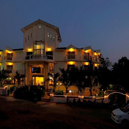 The Sea Horse Resort Baga Ngoại thất bức ảnh