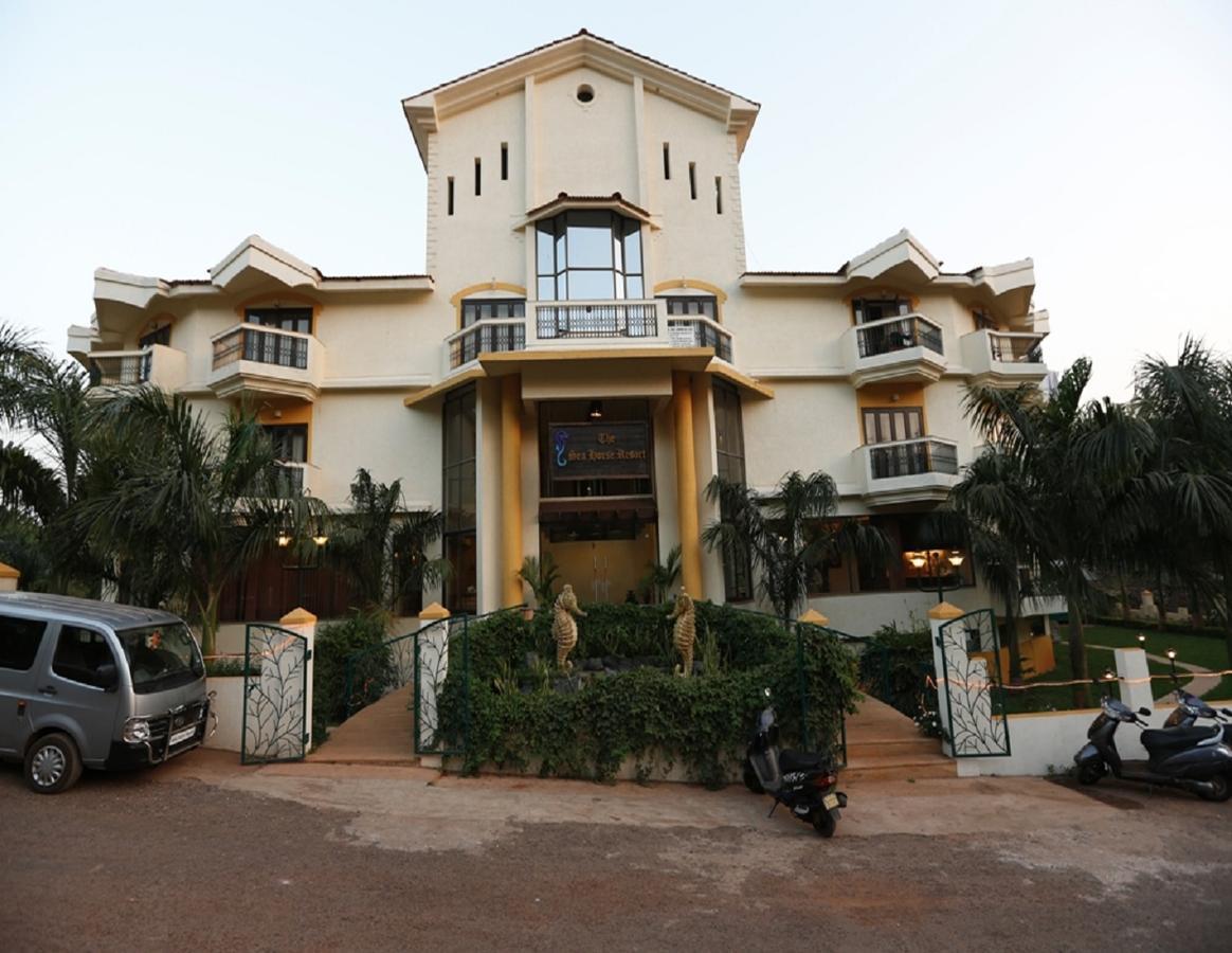 The Sea Horse Resort Baga Ngoại thất bức ảnh