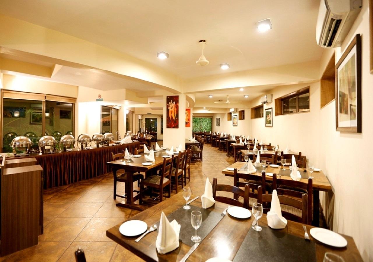 The Sea Horse Resort Baga Ngoại thất bức ảnh