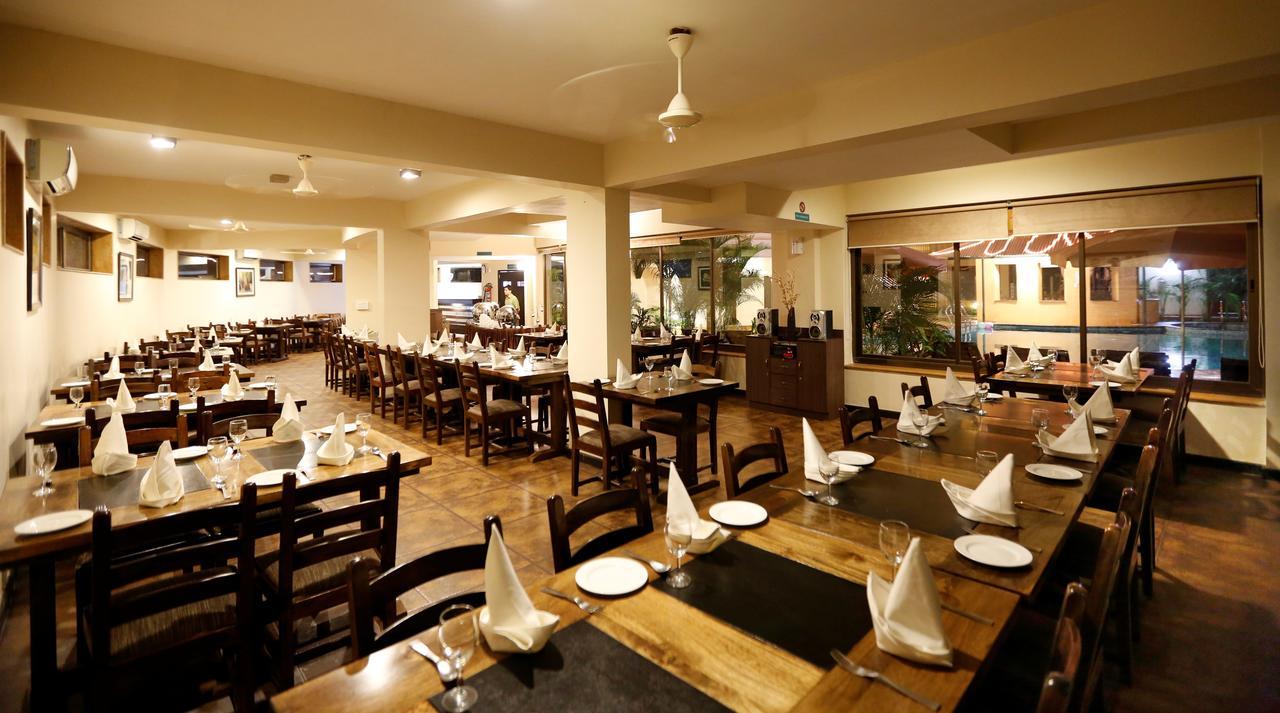 The Sea Horse Resort Baga Ngoại thất bức ảnh